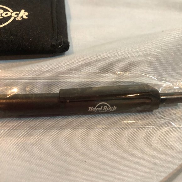 NEW HARD ROCK CAFE Black Neoprene Pouch w Bonus Hard Rock Pen #F57 - Picture 3 of 6